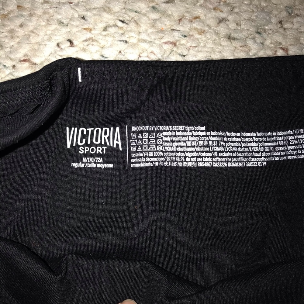 Victoria Sport Knockout Leggings